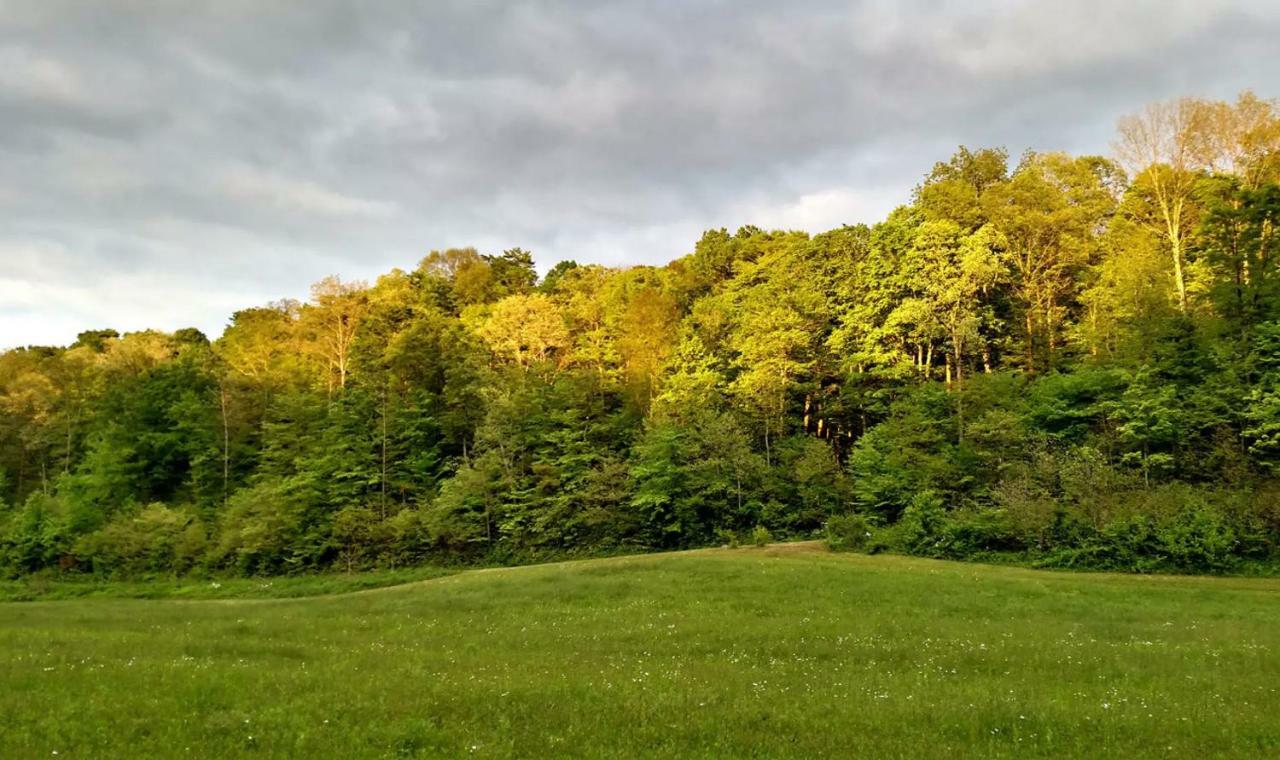 Altenbrauch Farm - In The Hocking Hills *